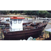 Coastworker 30 Gallery - wheelhouse and complete vessel p3