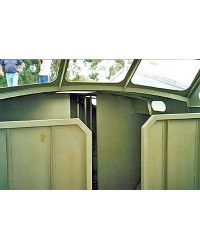Roberts 53 Gallery - fitting the galley and dinette area p4