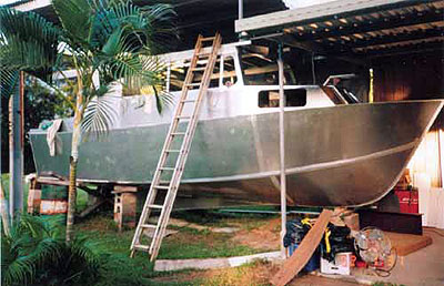 Roberts Coastworker 25 build - extended cabin