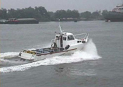 Roberts Coastworker 30 MK2 - sea trials 02