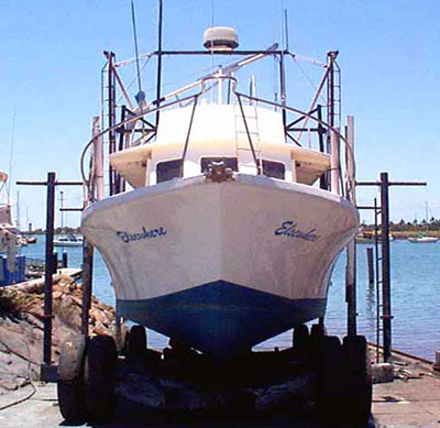 Trawler Yacht 30-32 Gallery - photos of a completed trawler yacht - front view of hull