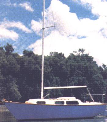 Roberts Adventurer 22 at anchor