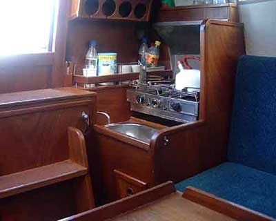 Adventurer 25 Trailer Sailer Gallery - sink and stove