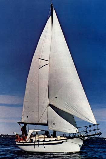 Roberts Classic 31 - sailing in light winds