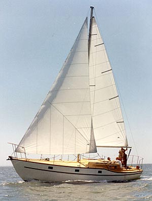 Roberts 36 under full sail