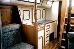 Roberts 434 large interior 01