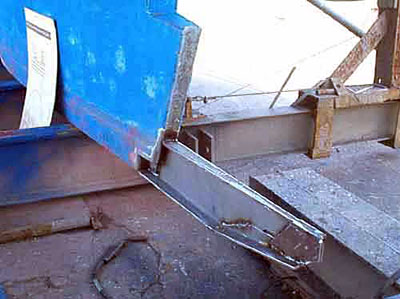 Mauritius / Norfolk 43 Gallery rudder modification - RSJ steel section trimmed down